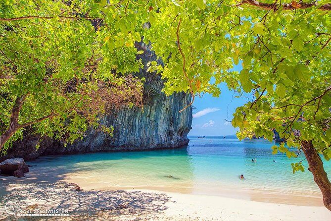 ECO Premium Island Hopping to Hong Island Tour by Longtail Boat - Itinerary Breakdown: What to Expect at Each Stop