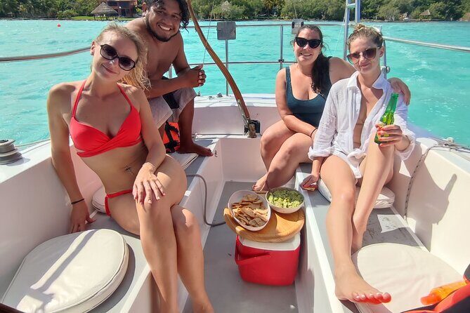 Eco Sailing Bacalar Experience with snack and drinks - The Sum Up