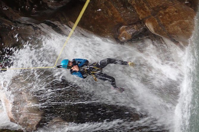 Ecouges sensational canyoning in the Vercors (Grenoble / Lyon) - Ecouges Sensational Canyoning in the Vercors (Grenoble / Lyon)
