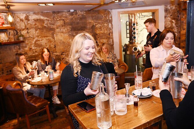 Eden Mill Edinburgh Love Gin Cocktail Masterclass - An In-Depth Look at the Eden Mill Love Gin Cocktail Masterclass