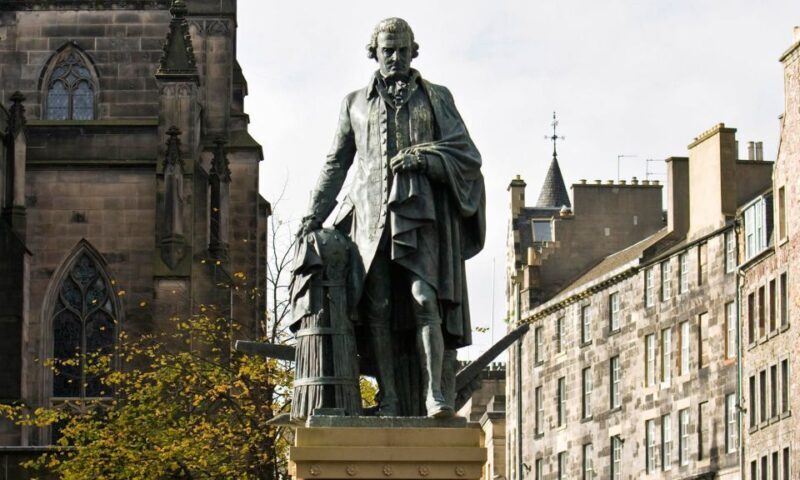 Edinburgh: 3-Hour Historical Walking Tour in Italian - Frequently Asked Questions (FAQs)