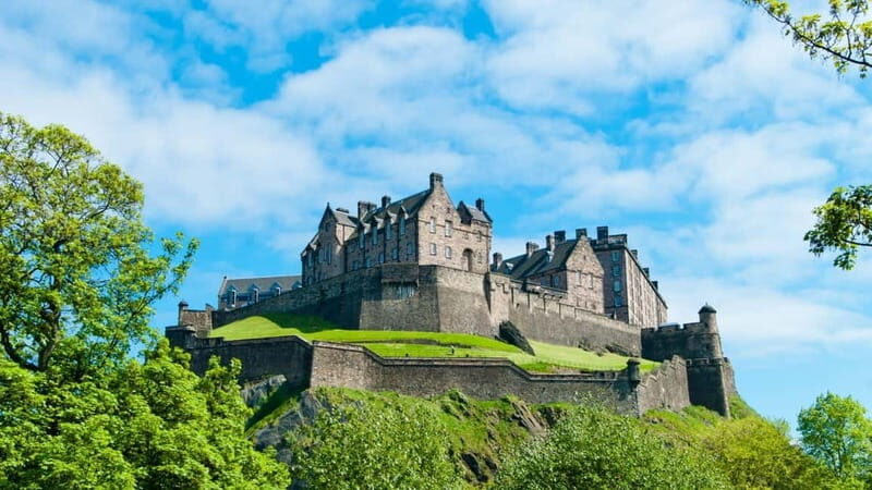 Edinburgh and Outlander by Rail from London 3-Day Tour - Discover Edinburgh and Outlander in Three Days from London: A Balanced, Authentic Journey