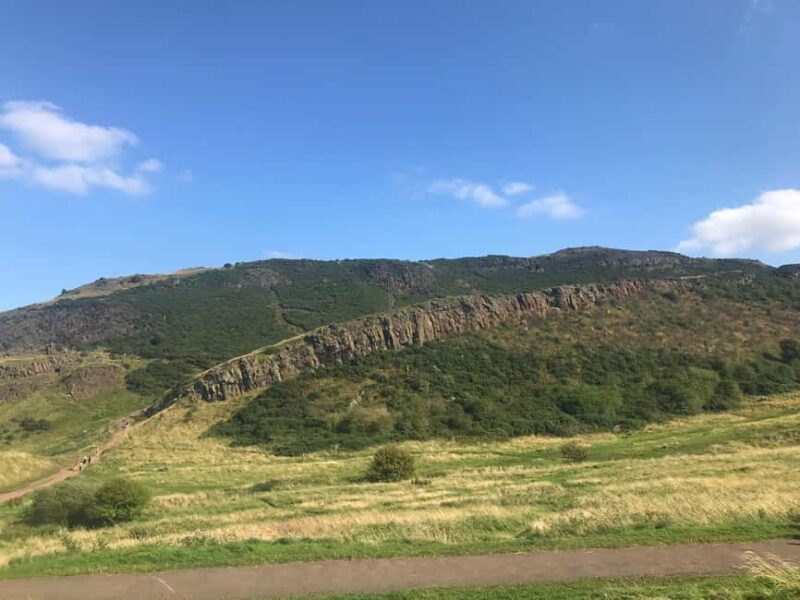 Edinburgh: Arthur's Seat Hiking Tour with Local Guide - Key Points