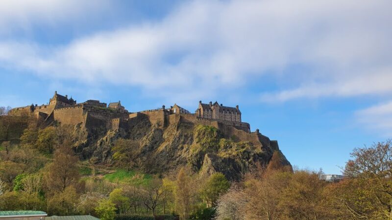 Edinburgh Castle: Highlights Tour with Tickets, Map & Guide - A Deep Dive into the Edinburgh Castle Experience