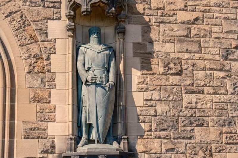 Edinburgh Castle Tickets & Tour - Scottish Guide In a Kilt - Highlights Inside the Castle