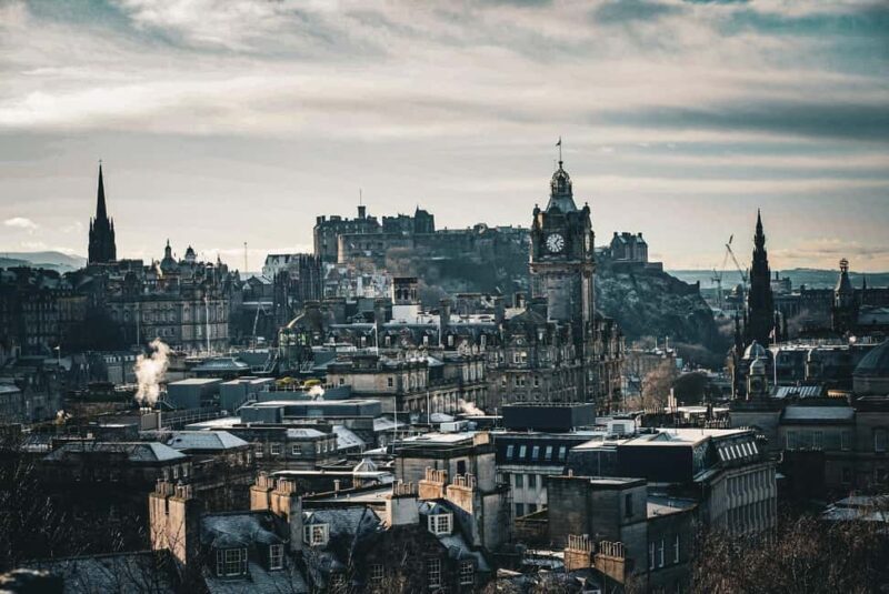 Edinburgh: Castles & Coastal Views  6-Hour Day Tour - FAQ