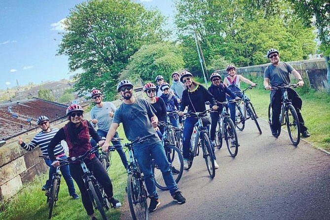 Edinburgh City Bike Tour - Choice of E-Bike or Manual - Who Should Consider This Tour?