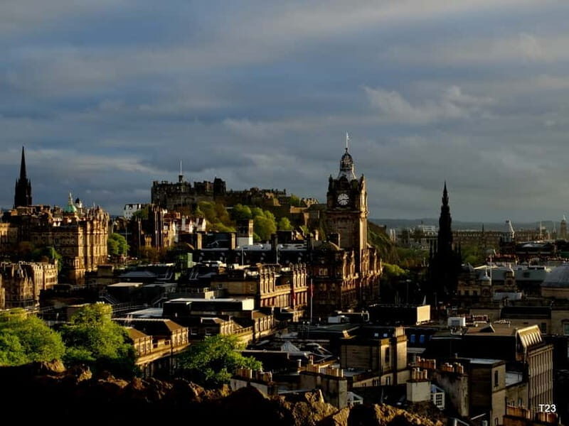 Edinburgh: Dark History Royal Mile Walking Tour - Exploring the Details: What to Expect on the Tour