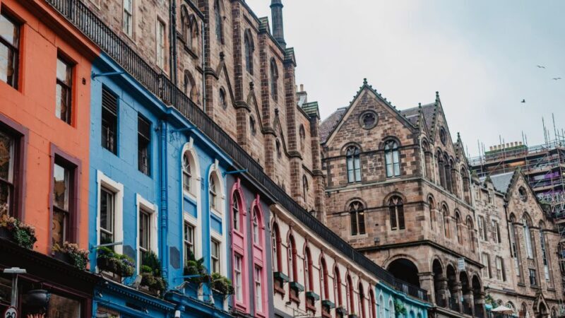 Edinburgh: Discover Edinburgh's Old Town Walking Tour - Value and Practicalities