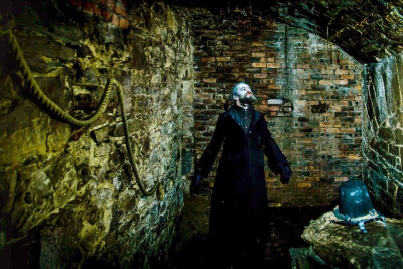 Edinburgh: Evening Underground Ghost Tour - A Closer Look at the Edinburgh Underground Ghost Tour