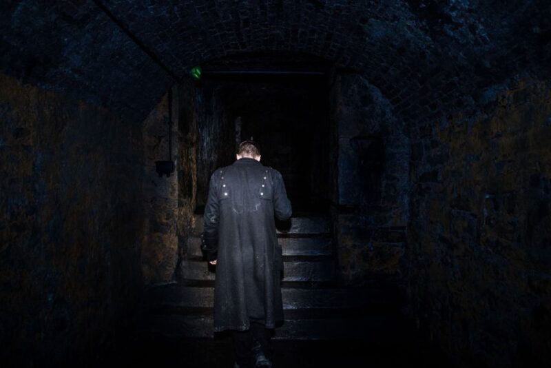 Edinburgh: Extreme Paranormal Underground Ghost Tour - Exploring Edinburgh’s Haunted Spaces: What to Expect