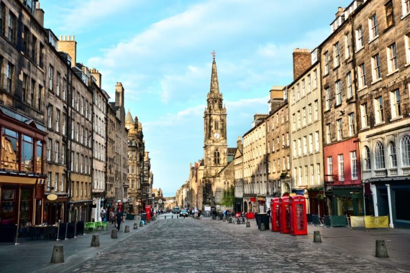 Edinburgh: Guided Harry Potter Tour in French - Who Would Enjoy This Tour?