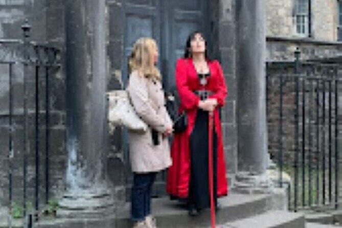 Edinburgh Historical Tour in Spanish - Detailed Breakdown of the Tour Experience