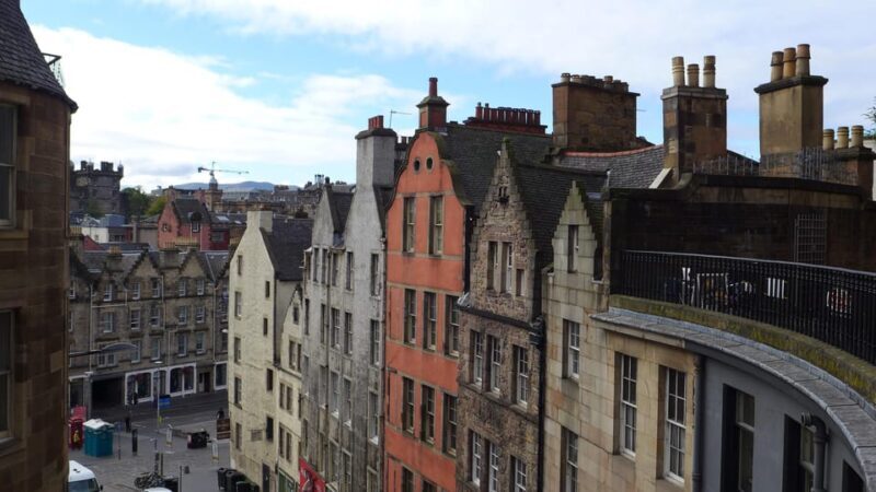 Edinburgh: History Lovers Old Town Walking Tour - Key Points