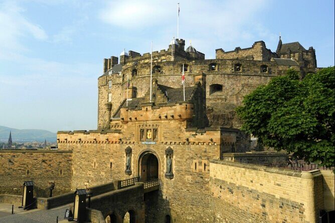 Edinburgh Luxury Private Day Tour | The Royal Experience - A Deep Dive into the Edinburgh Luxury Private Day Tour