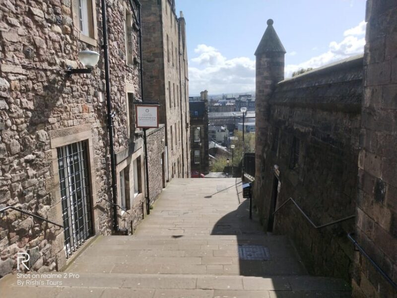Edinburgh: Old Town Highlights Walking Tour - FAQ