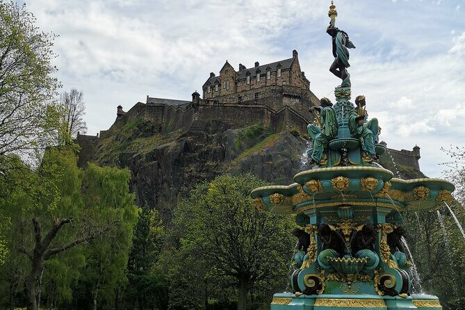 Edinburgh Old Town Private Self-Guided Tour - Exploring Edinburgh’s Historic Heart