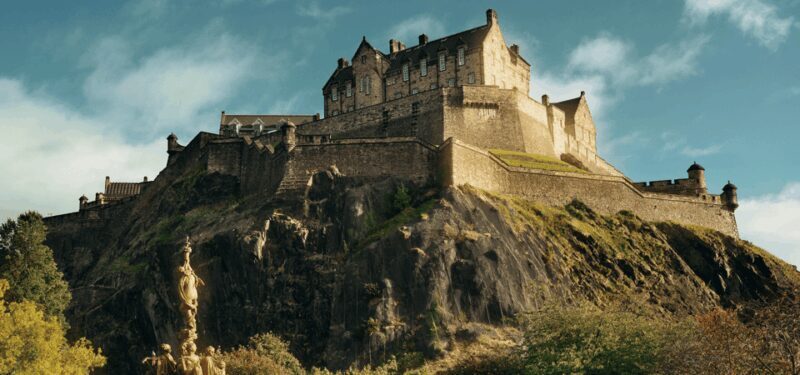 Edinburgh: Old Town Walking Tour with an APP - The Real-World Experience: What Travelers Say