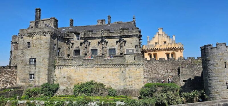 Edinburgh: Private Stirling Castle & Loch Lomond Day Tour - Exploring the Itinerary: What Youll Actually Experience