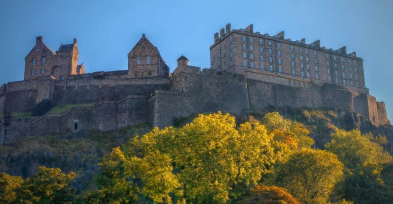 Edinburgh: Private Walking Tour with a Local - The Authentic Connection