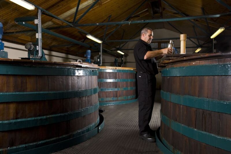 Edinburgh: Rosslyn Chapel, Borders & Glenkinchie Distillery - A Detailed Look at the Tour Experience