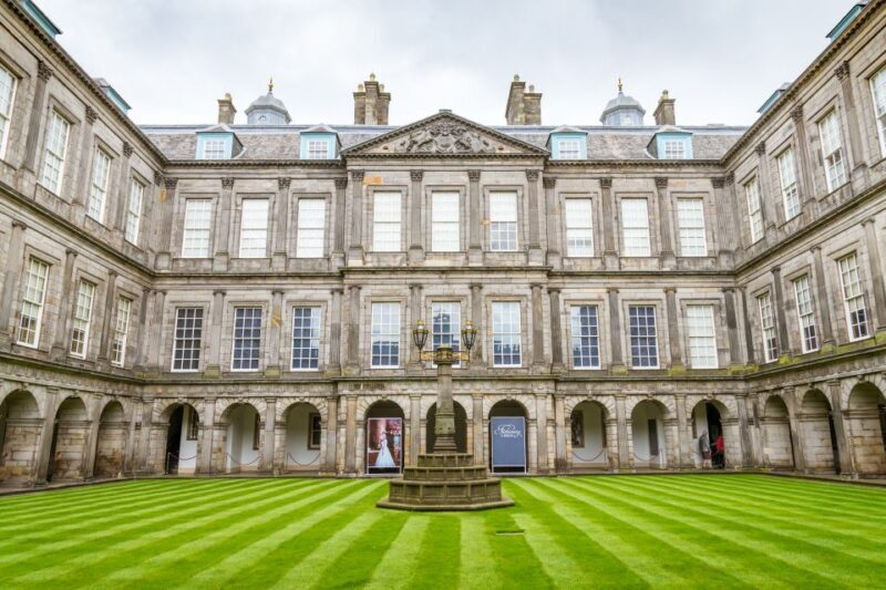 Edinburgh: Royal Attractions with Hop-On Hop-Off Bus Tours - Summing It Up: Why Choose This Tour?