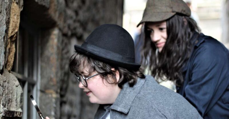 Edinburgh: Sherlock Holmes Private Walking Tour - The Guide and Atmosphere