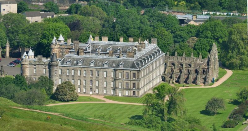 Edinburgh Shore Excursion: City Tour & Royal Yacht Britannia - An In-Depth Look at the Edinburgh Shore Excursion