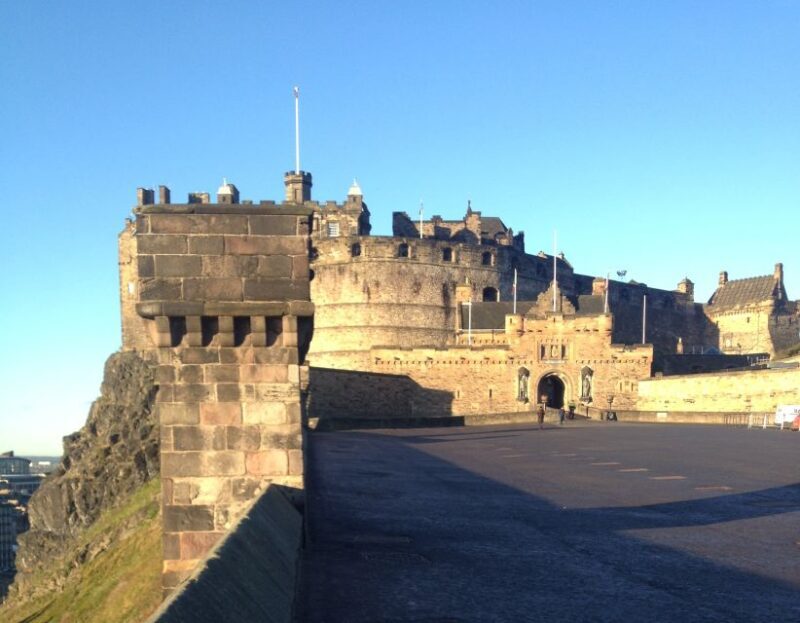 Edinburgh Shore Excursion: City Tour & Royal Yacht Britannia - How the Tour Fits Different Types of Travelers