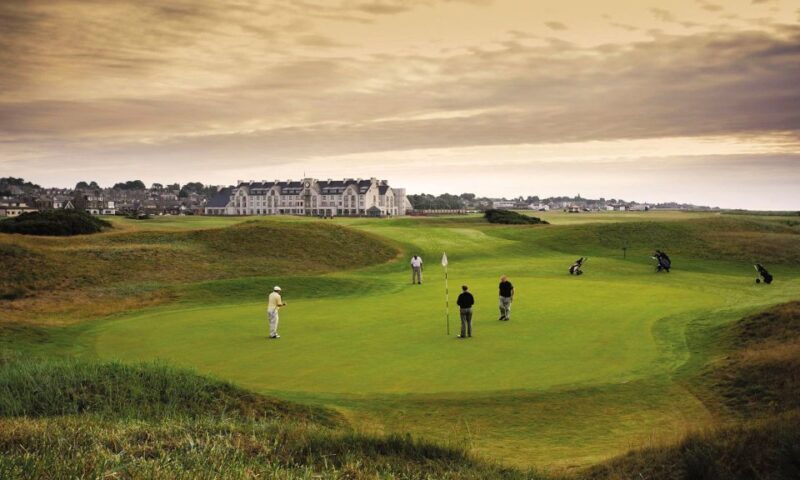 Edinburgh: Stirling, Whisky & St Andrews Tour in Italian - The Scenic Highlights