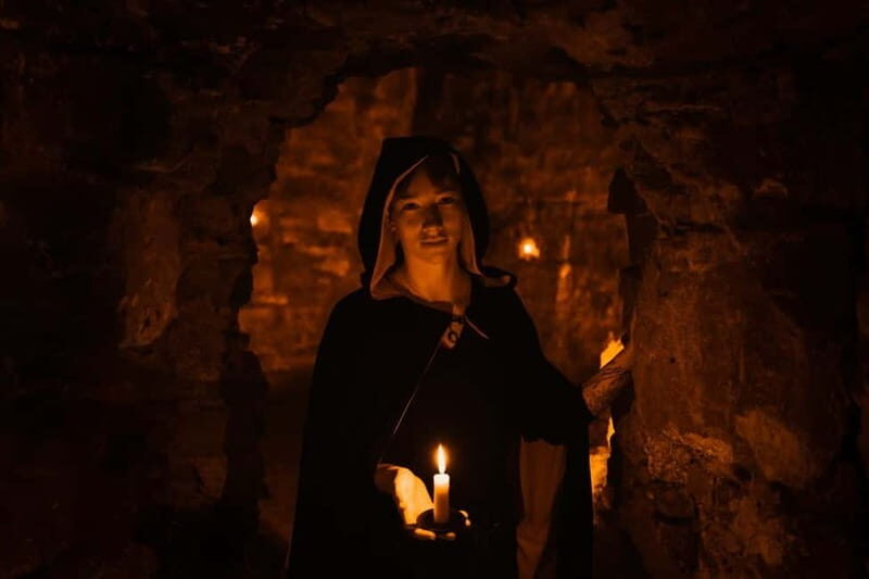 Edinburgh: Underground Vaults and Graveyard Evening Tour - Practical Details and Considerations