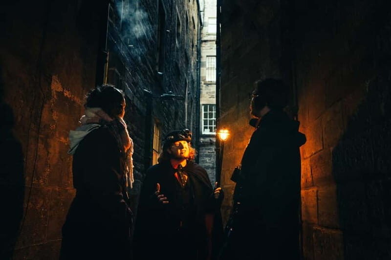 Edinburgh: Underground Vaults and Graveyard Evening Tour - Value for Money