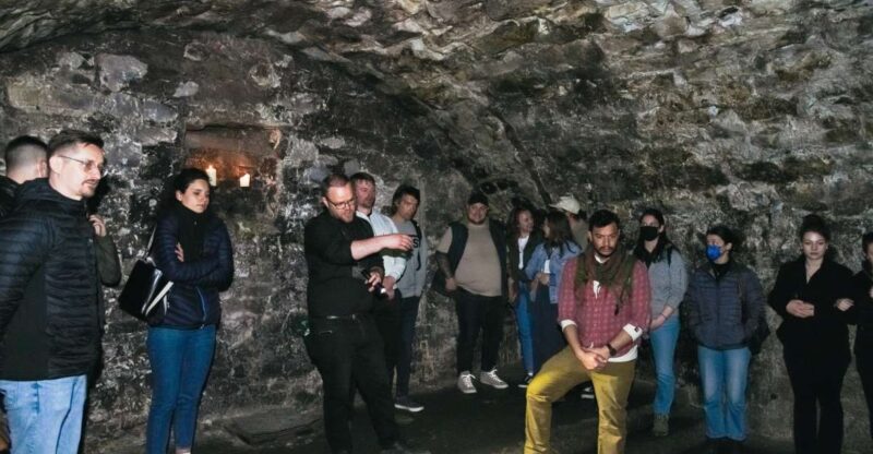Edinburgh: Underground Vaults Tour - Key Points