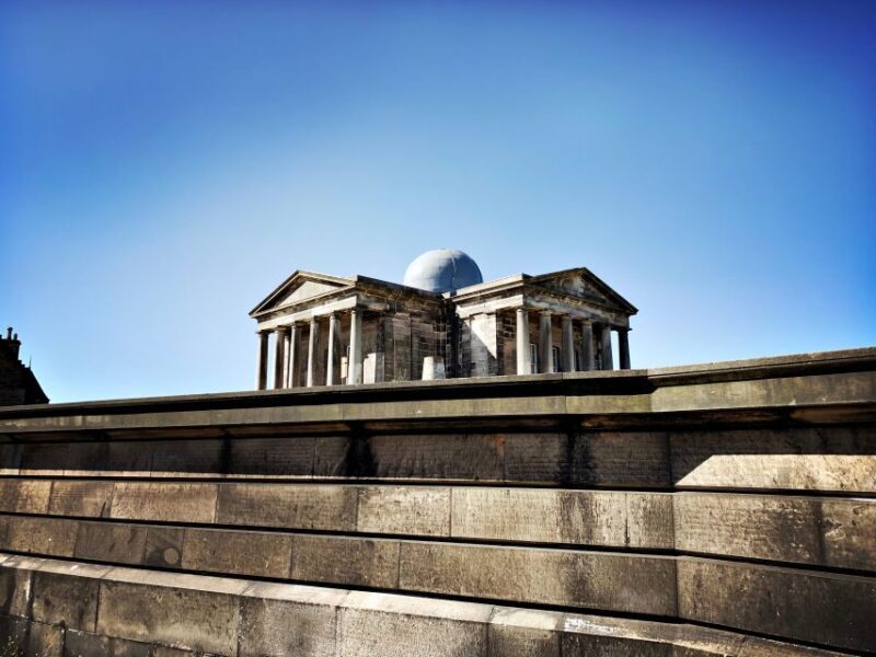 Edinburgh Unveiled: Private Driving Tour of Edinburgh City - Exploring Edinburgh in Style and Comfort