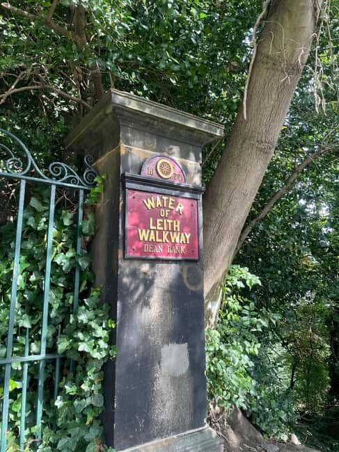 Edinburgh: Water of Leith Walking Tour with Art Historian - Key Points
