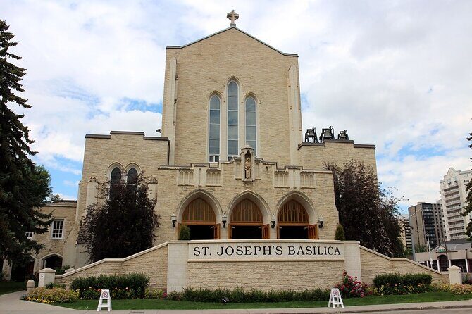 Edmonton Self Guided Audio Experience - A Detailed Look at the Edmonton Self-Guided Audio Experience