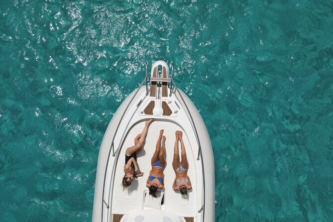 Egadi Private Tour: an exclusive day - The Heart of the Tour: A Tailored Day on the Water