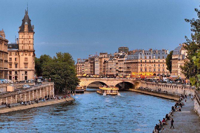 Eiffel Tower Access to 2nd Floor with Summit Option, Seine Cruise - Is This Tour Right for You?