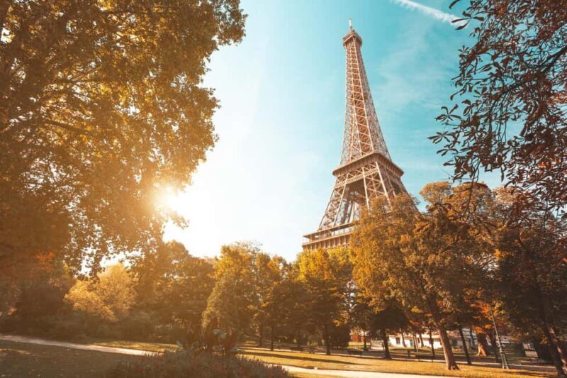 Eiffel Tower Dedicated Reserved Access Top or 2nd by lift - Experience the Eiffel Tower with Reserved Lift Access: 2nd Level or Summit