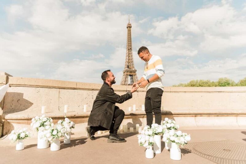 Eiffel Tower Proposal lgbtqia+ / 1h Photographer - Who Would Love This Experience?