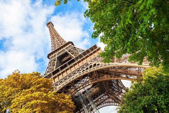 Eiffel Tower Summit Entry with Big Bus and Seine River Cruise - FAQ