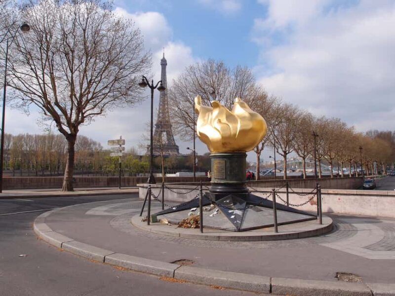 Eiffel Tower Tour to Les Invalides plus Boat Ride on the Seine River - A Closer Look at the Experience