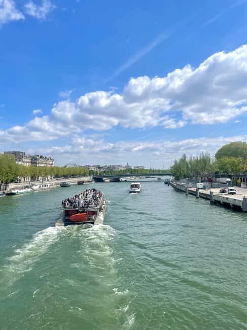 Eiffel Tower Tour to Les Invalides plus Boat Ride on the Seine River - FAQ