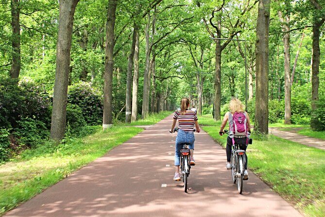 Eindhoven: Guided bicycle tour of the Highlights of Eindhoven - FAQ