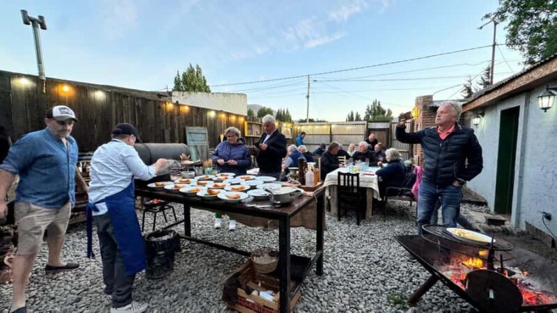 El Calafate: Argentine Cuisine Experience - Key Points