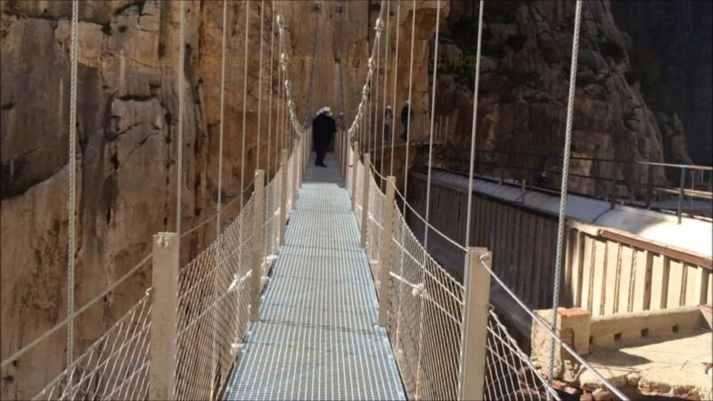 El Chorro: Caminito del Rey Gorge Route Guided Walking Tour - Who’s Best Suited for This Tour?