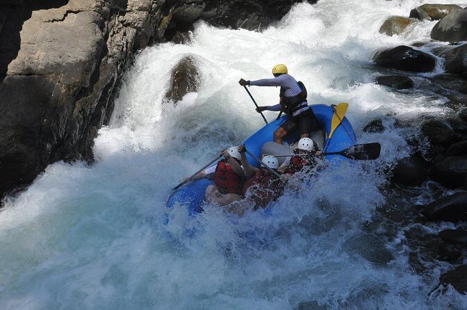 El Chorro White Water Rafting from Manuel Antonio - Key Points