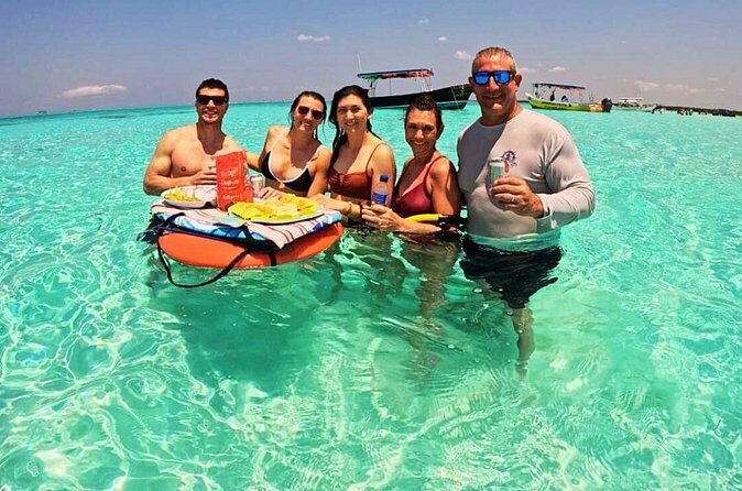 El Cielo Cozumel Snorkel Private Tour Big Group + Food Drinks - Who Should Consider This Tour?