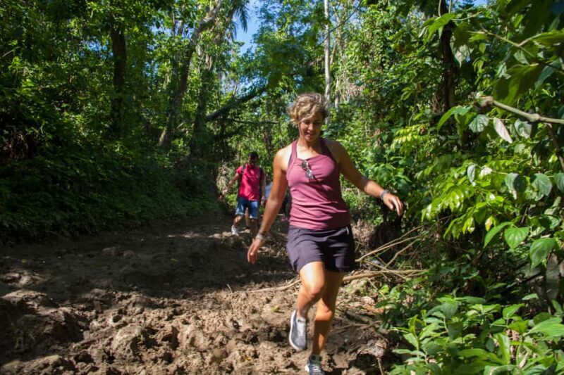 El Limón: Waterfall Hiking Tour with Lunch - FAQ