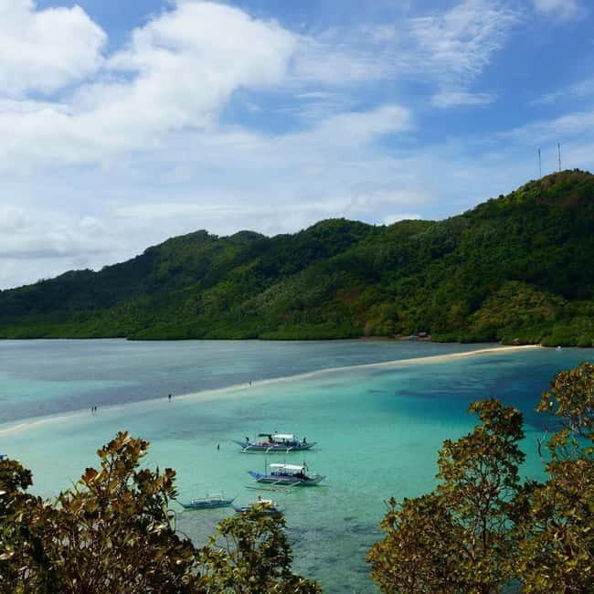 El Nido: Island Hopping Tour B Snake Island with transfer - Exploring El Nido’s Island Hopping Tour B